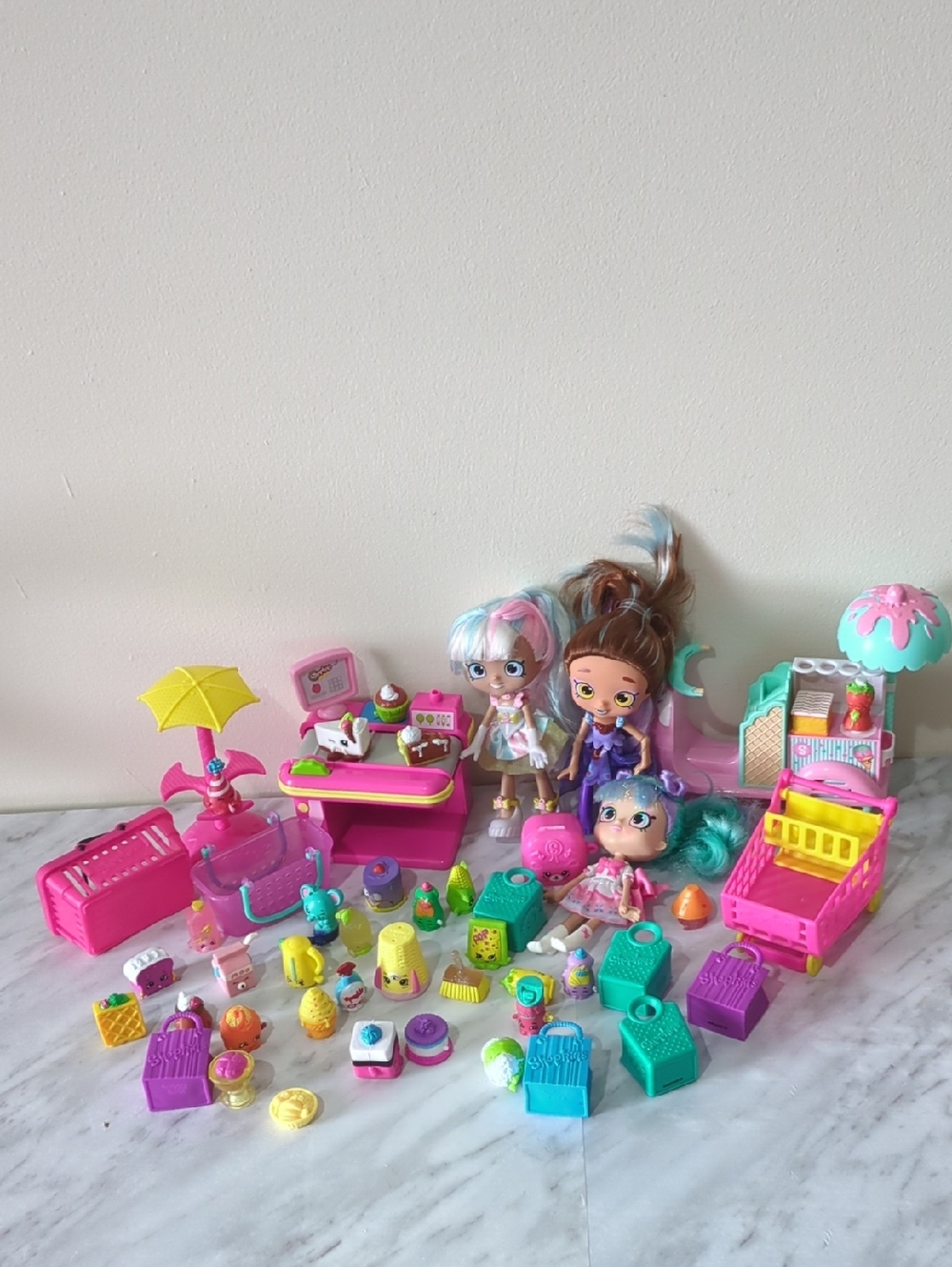 shopinks. Doll Set Of Shopinks with Accessories